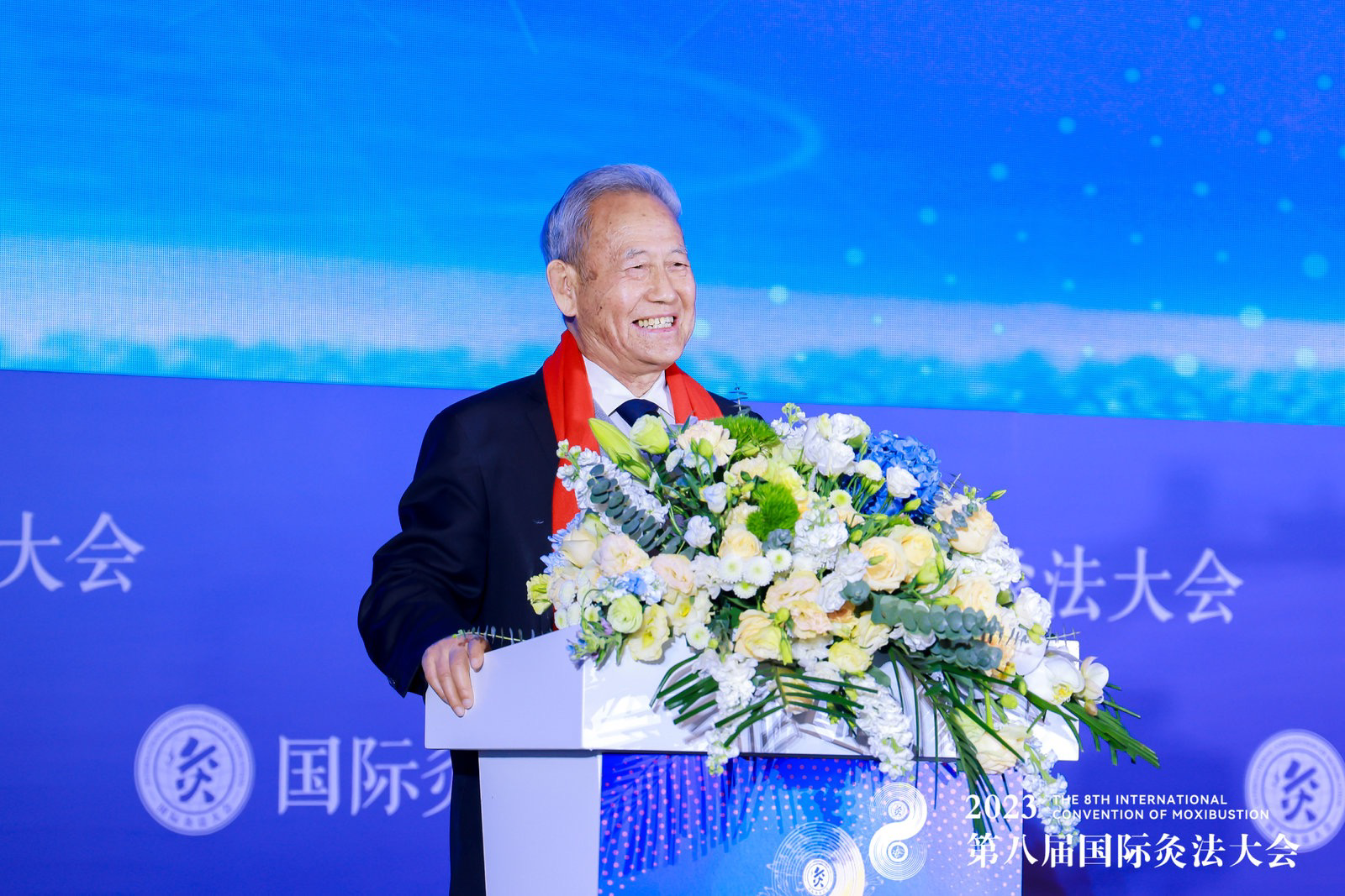 2023第八屆國際灸法大會盛大召開，益百分天天艾以科技賦能傳統(tǒng)艾灸